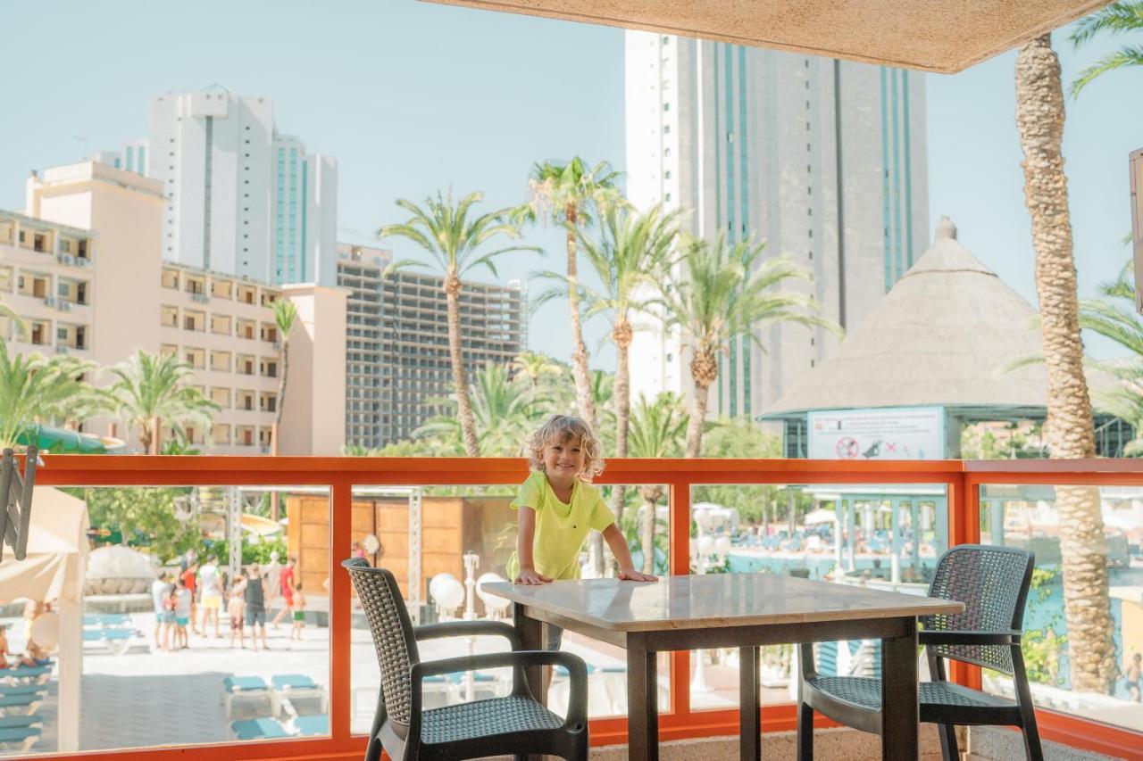Magic Tropical Splash Hotel